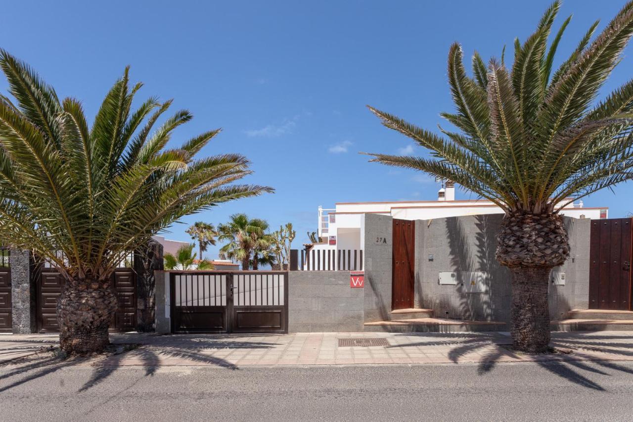 Villa Marina I Beachfront Corralejo By Holidays Home Dış mekan fotoğraf